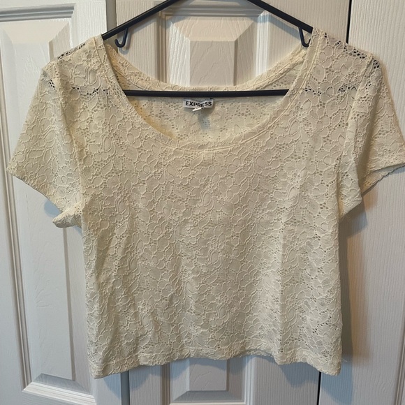 Express Cream Crop Lace T-Shirt - Picture 1 of 3